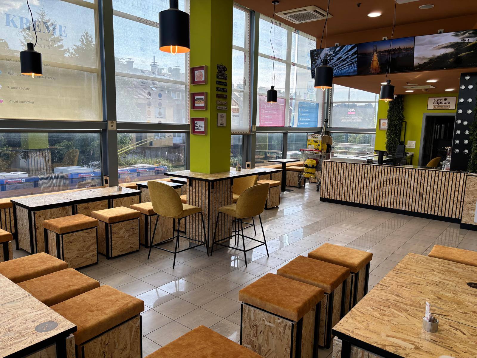 Tutto Capsule La Caffetteria — enterijer